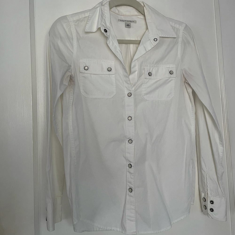 Banana Republic White Button-Down Shirt